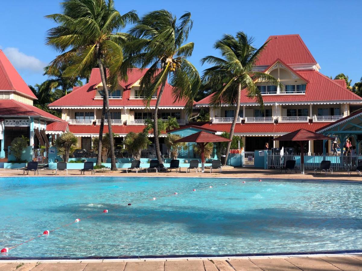 Suite 4 Pers Dans Village Vacances Sainte-Anne  Buitenkant foto