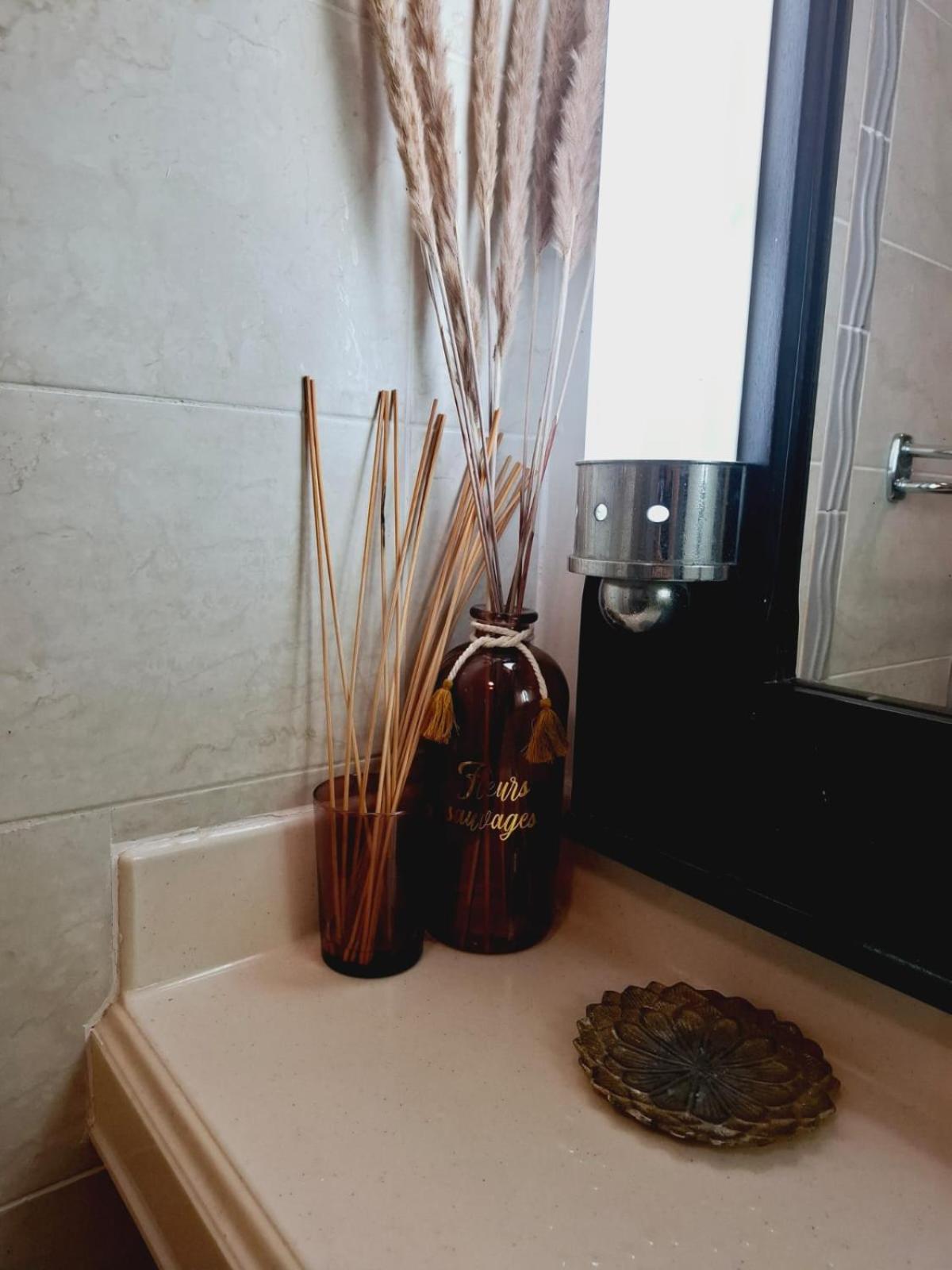Suite 4 Pers Dans Village Vacances Sainte-Anne  Buitenkant foto